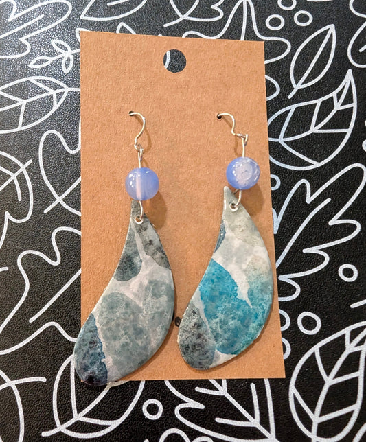 'Pebble' Bean Shaped with Blue Agate Bead - Stainless Steel Hook (2)