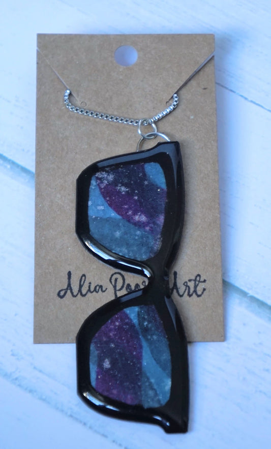 Sunglasses Pendant - Black