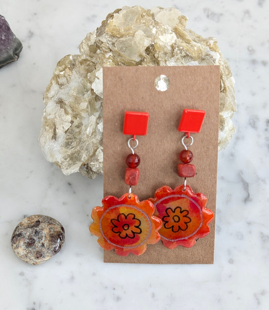 Retro Bloom: The '70s Groovy Floral Set